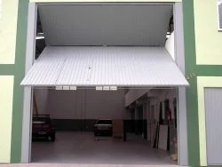 Portão basculante